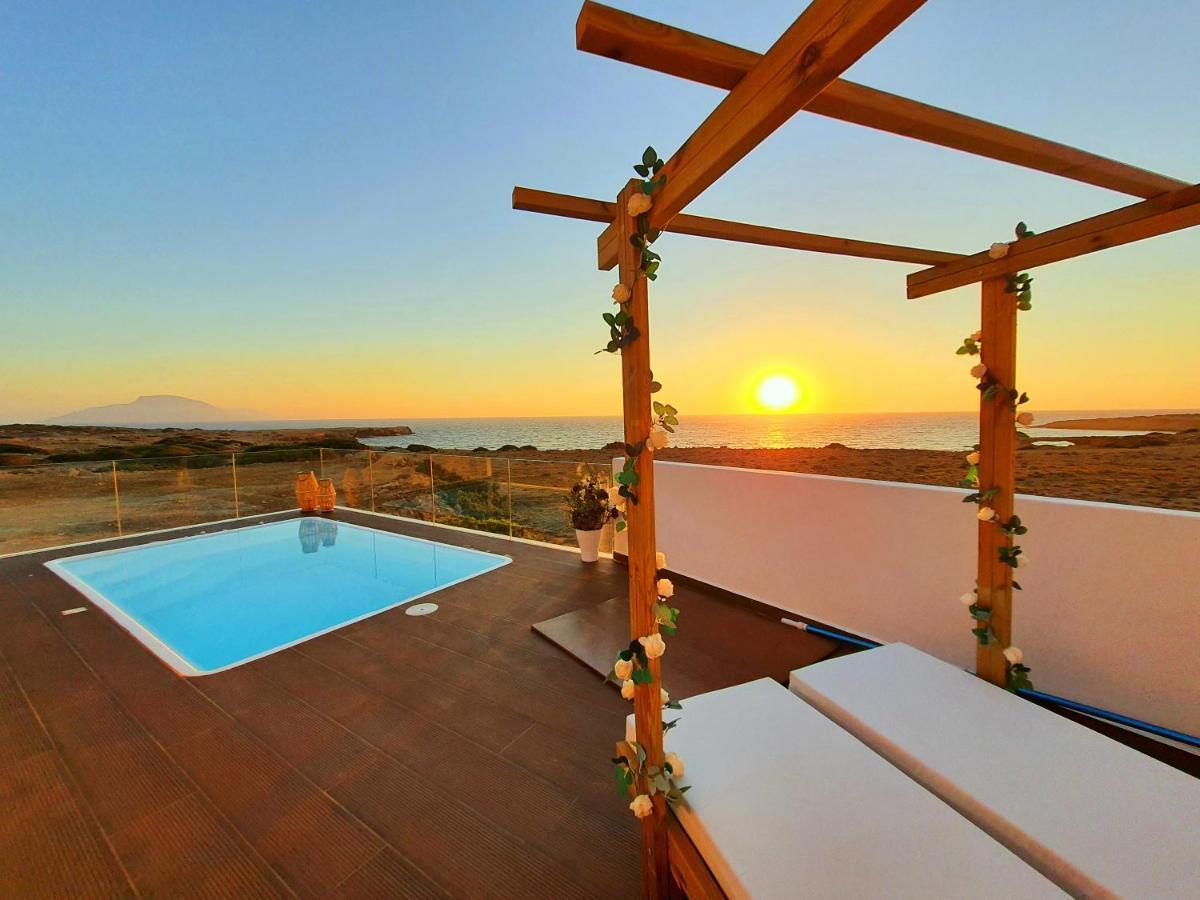 פויניקיון Tramonto Luxury Villa No1- Breathtaking Sunset View מראה חיצוני תמונה