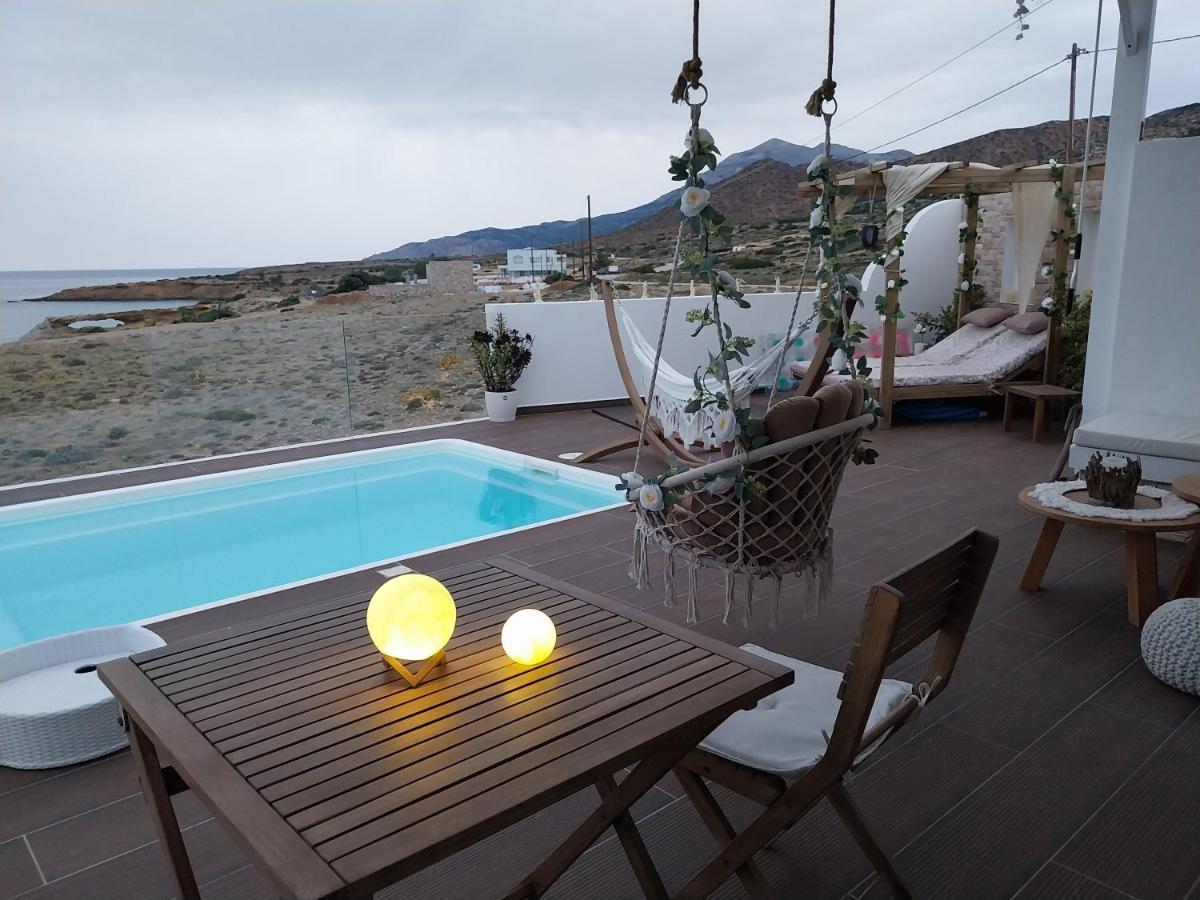 פויניקיון Tramonto Luxury Villa No1- Breathtaking Sunset View מראה חיצוני תמונה